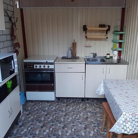 Mini Hotel Уютный Дворик Odessa Extérieur photo
